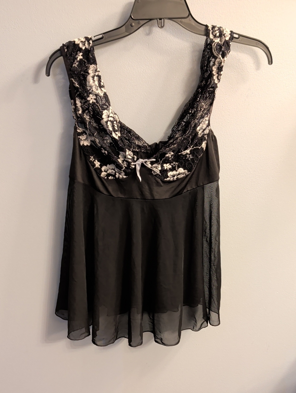 Black Lace-Trim Floral Chemise Slip